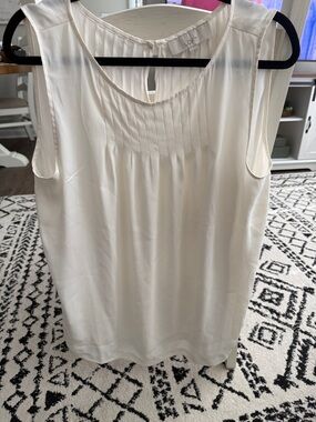LOFT Ivory Pleated Sleeveless Shell